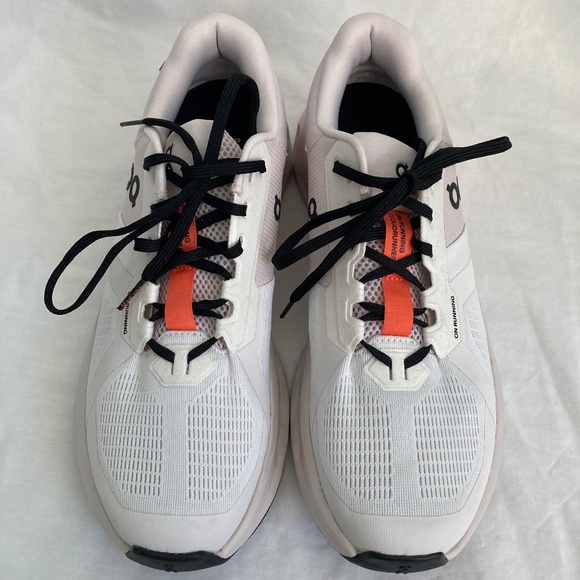 On Running Cloudrunner women’s size 10.5 - Picture 7 of 10